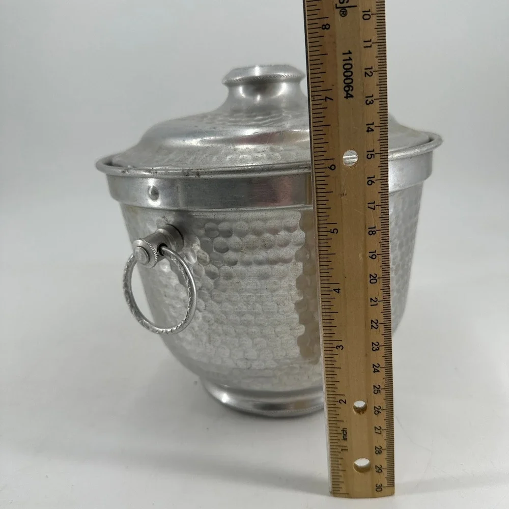 Vintage Hammered Aluminum Ice Bucket with Lid Made in Italy BB-501 Silver MCM